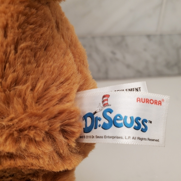 Dr. Seuss’ Grinch Christmas Max Dog Plush 16" - Picture 5 of 7